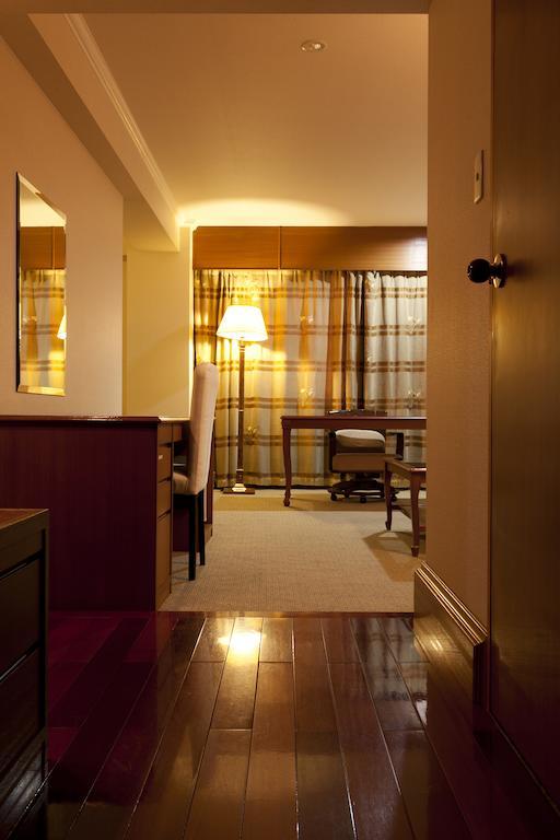 Station Hotel Au Tsu Kamer foto